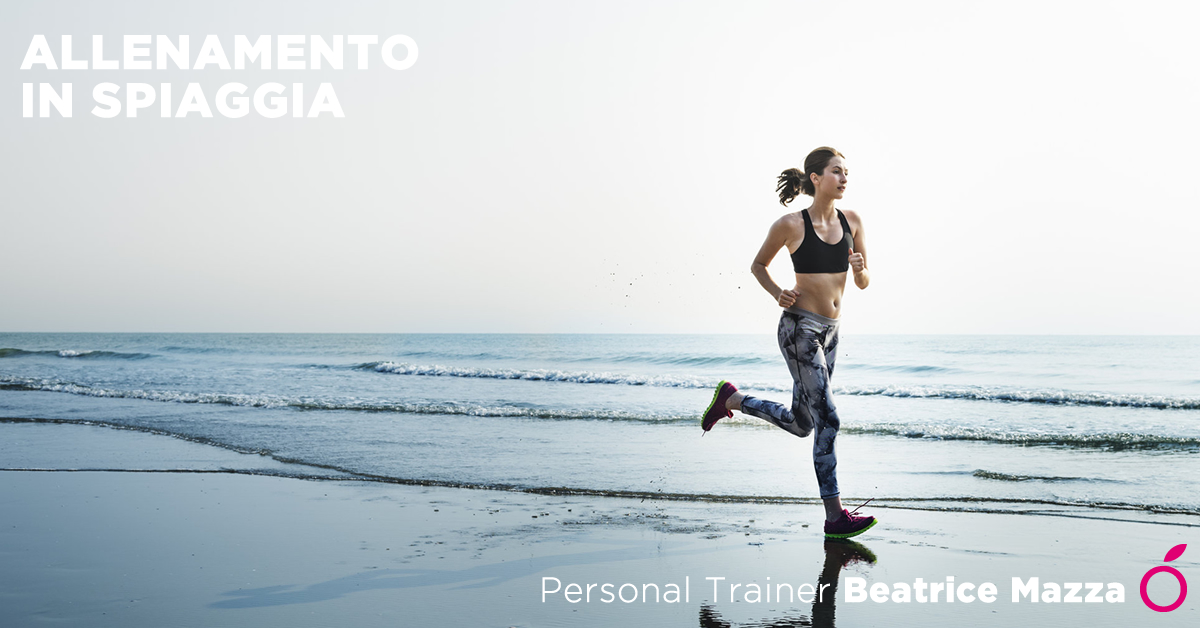 Allenamento in spiaggia: come sfruttare acqua e sabbia per tonificare