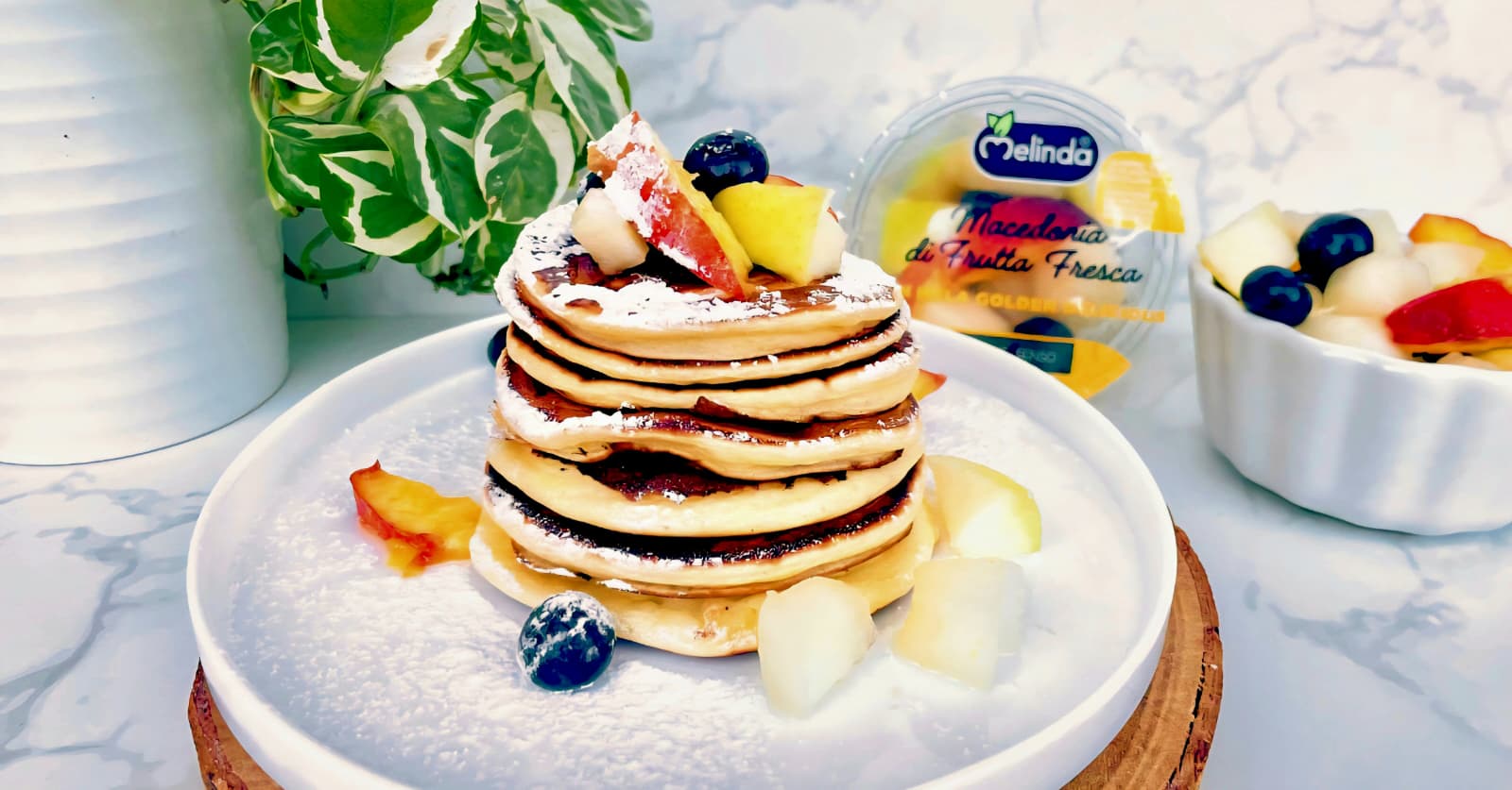 Pancake con frutta fresca